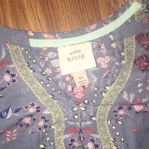 Medium Knox Rose Blouse - Picture 4 of 4